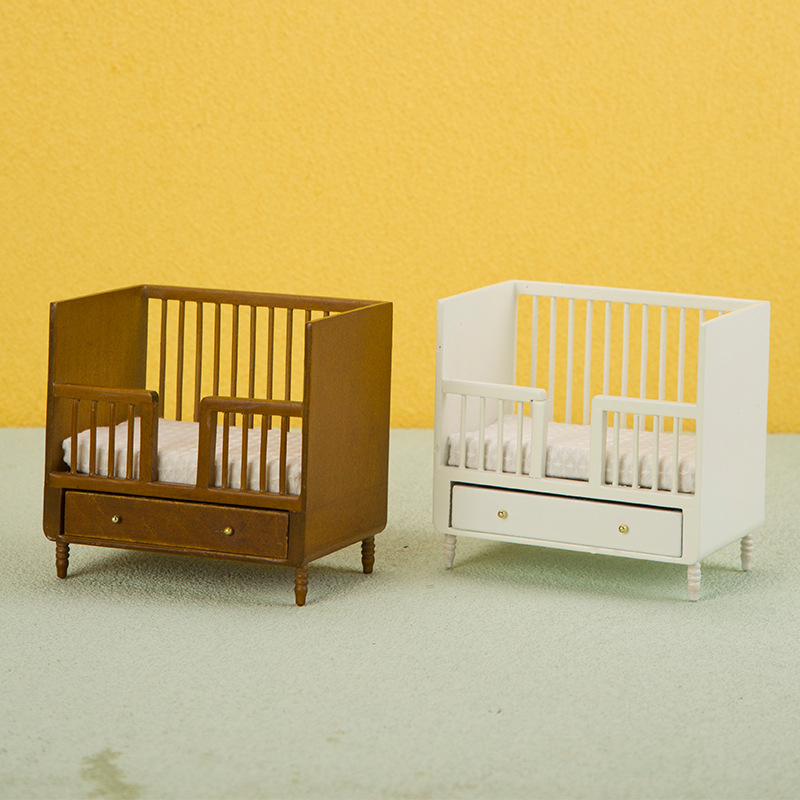 1:12 Miniature White Wood Baby – Baby Nursery Bed recenzja i cena