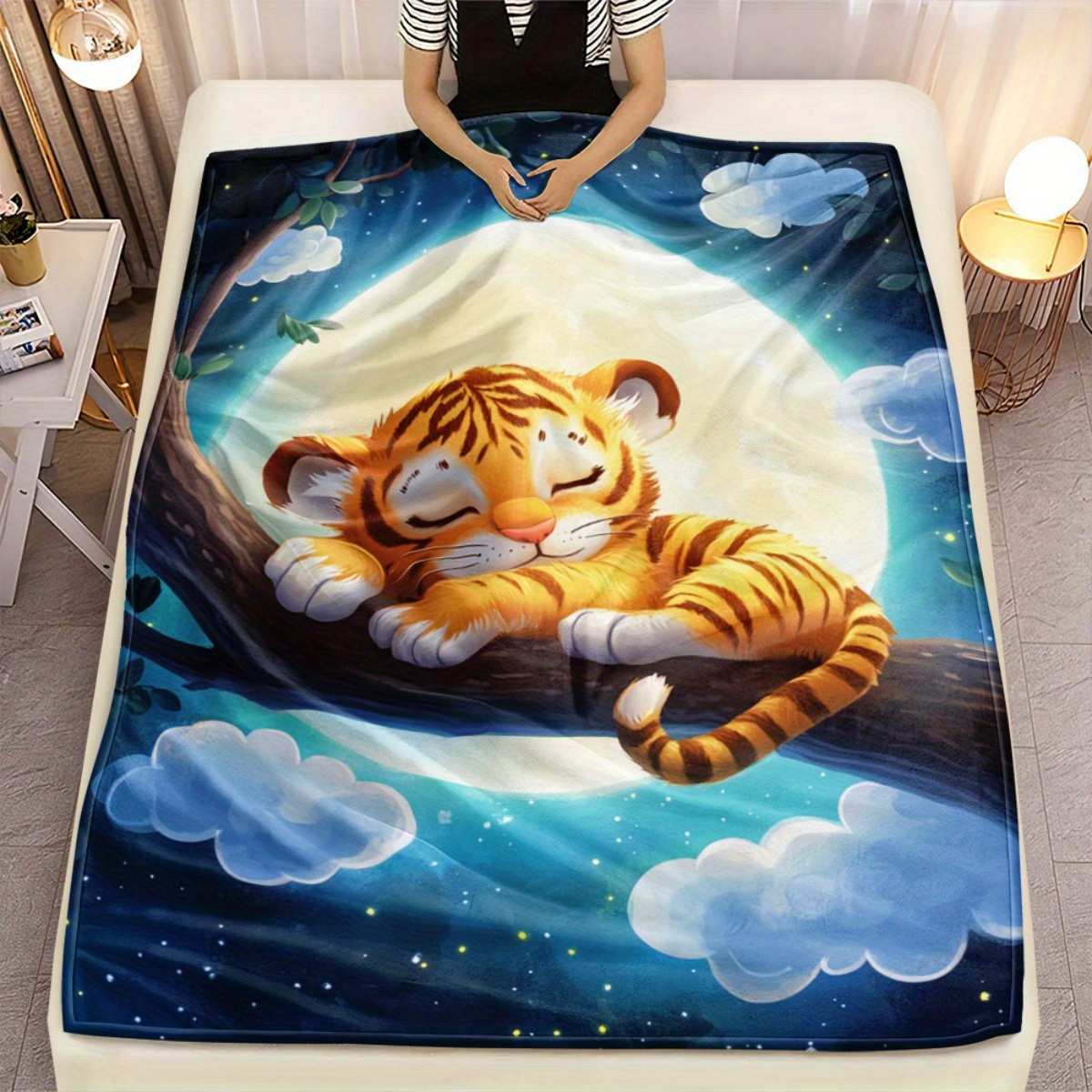 Cute sleeping tiger on tree br – Baby Nursery In Hospital recenzja i cena