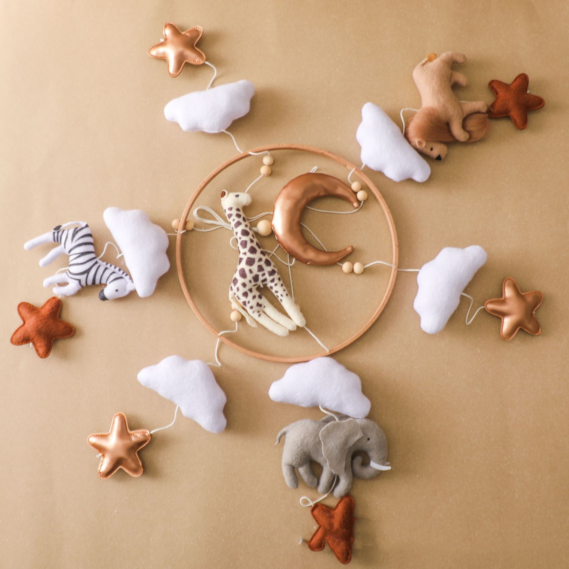 Hot Sale Nordic Handmade Felt  – Baby Nursery Bed recenzja i cena